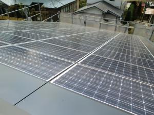 棟から軒先までフラットな仕上がり